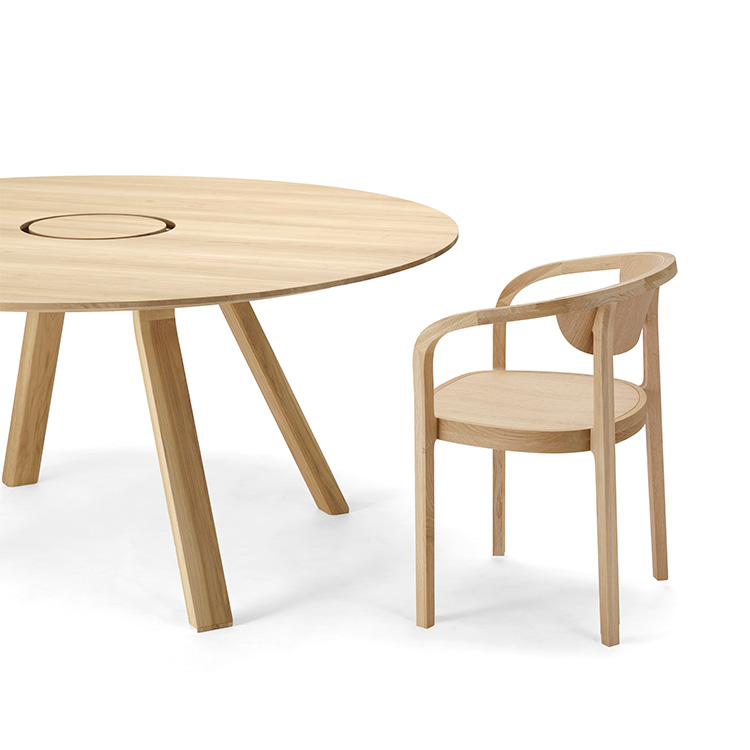 Chesa Chair（チェーサチェア） C3320A Pure Oak 通販 | 【公式