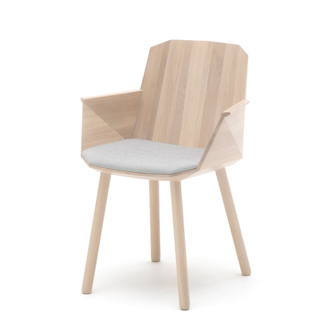 Colour Wood Armchair (カラーウッドアームチェア) C3460A Basel