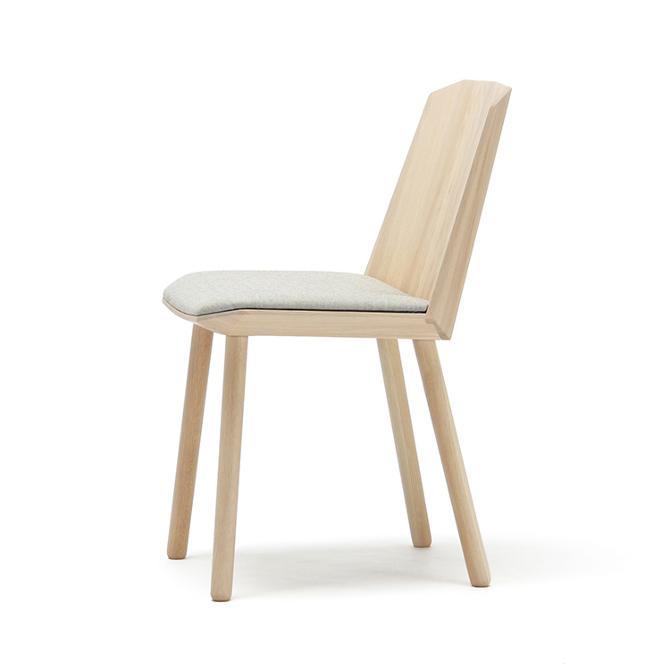 KNS KARIMOKU カラーウッドサイドチェア Colour Wood Sidechair ‒ KARIMOKU NEW STANDARD (KNS)