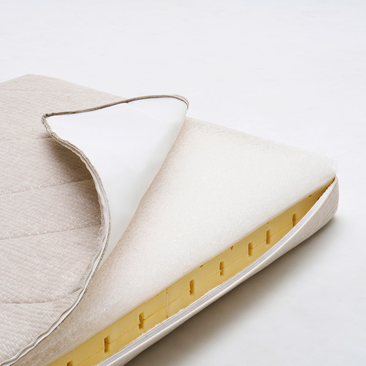 <p>多層の内部構造で快適な寝心地を実現します。<br />＊内部トップ部のクリーンコアは、取り出して水洗いが可能です。<br />※タンブラー乾燥は避けてください。</p>