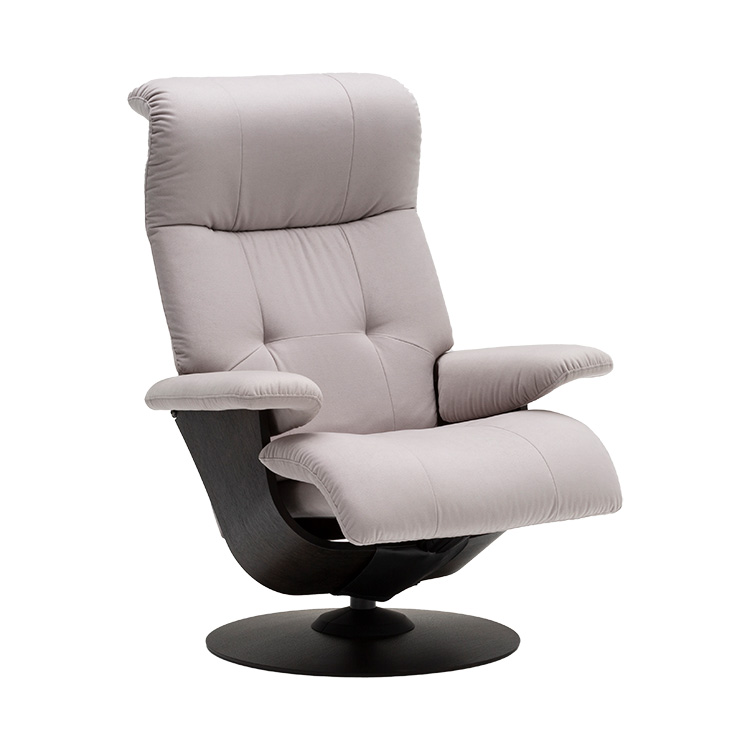 <p>・ザ・ファースト(Mサイズ)：RW7000AA02</p>