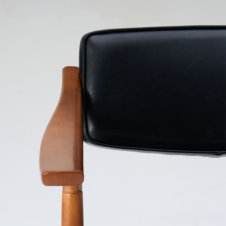 カリモク60】Dチェア 幅62㎝ W36450 スタンダードブラック 通販