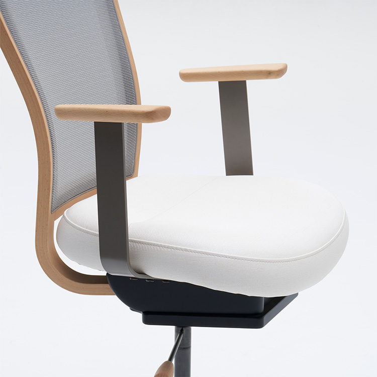 カリモク デスクチェア XT4201 パールホワイト xt4201_0.jpg?v=1672983145