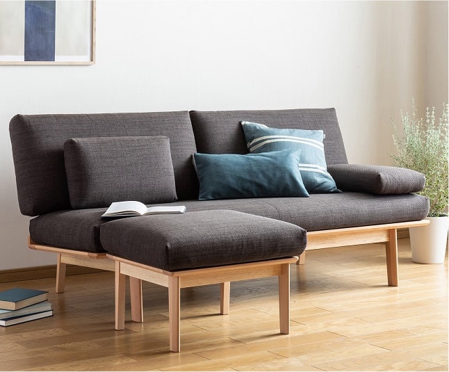 お昼寝できるカリモクのソファー お昼寝できるカリモクのソファー